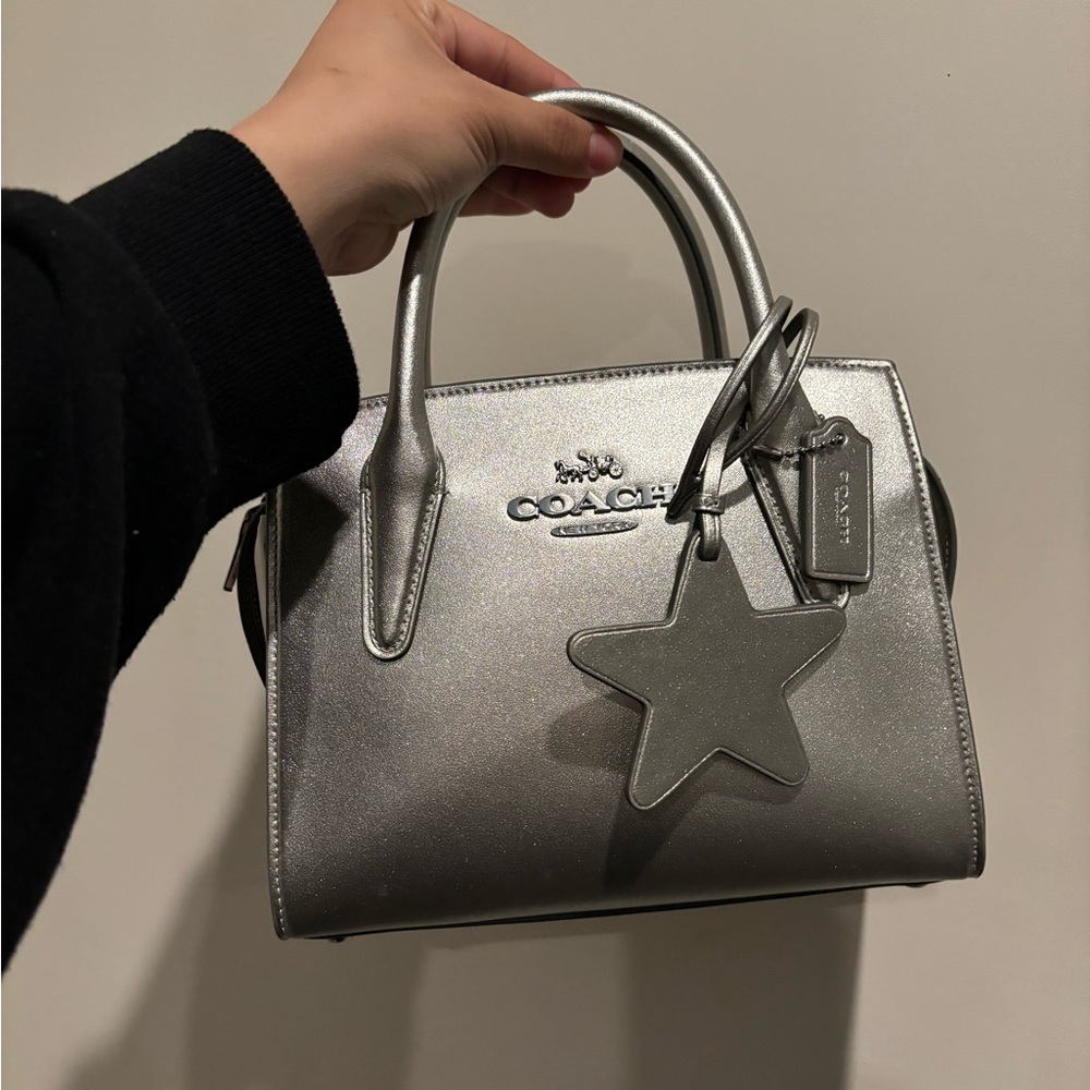 BRAND NEW COACH BAG! 
SUPER CUTE SILVER BAG TAG STILL ON